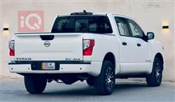 نیسان تایتان